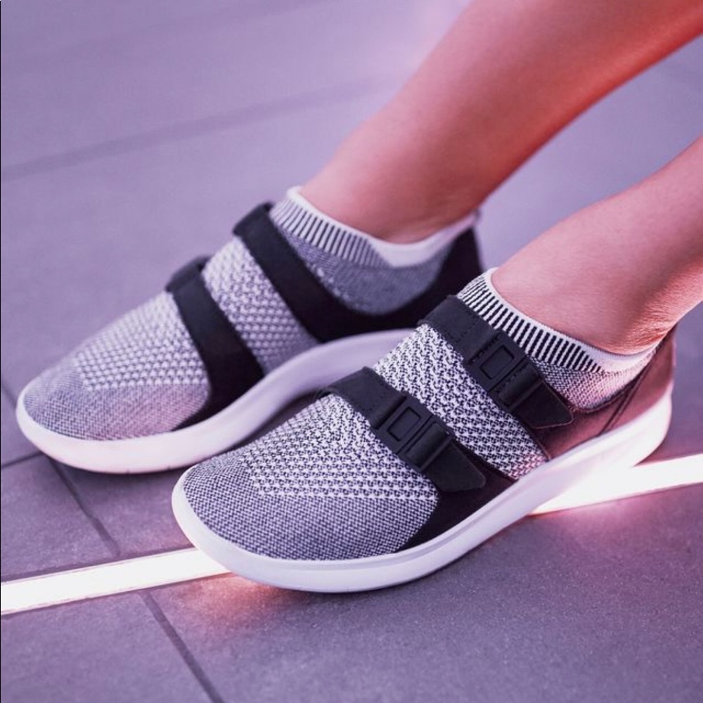 Nike Air Women Sock Racer Fly Knit Shoes